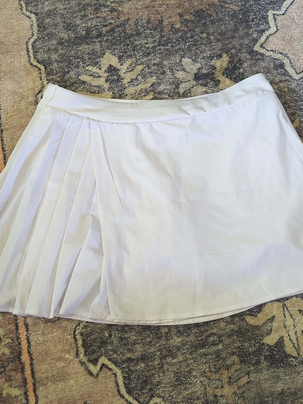 Avia White Pleated-Accent Mini Skirt